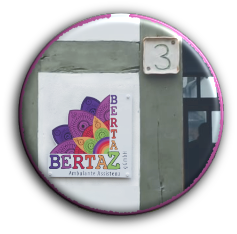 Firmenschild am Eingang Büro 1